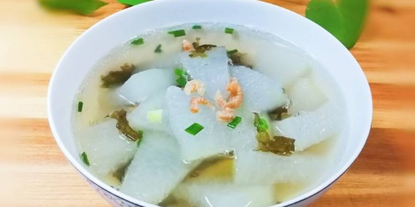 紫菜和什么菜搭配做湯