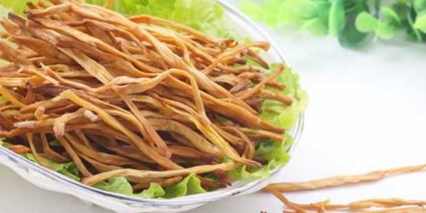 黃花菜不去芯能吃嗎