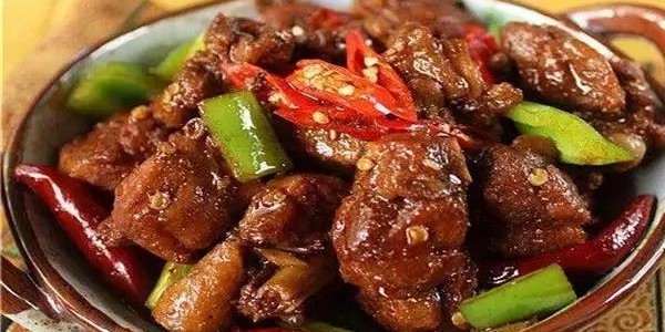 啤酒鴨配什么菜一起燜