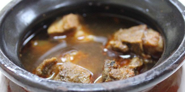 煨湯用什么排骨好