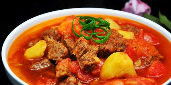 牛肉燉土豆怎么做好吃易爛