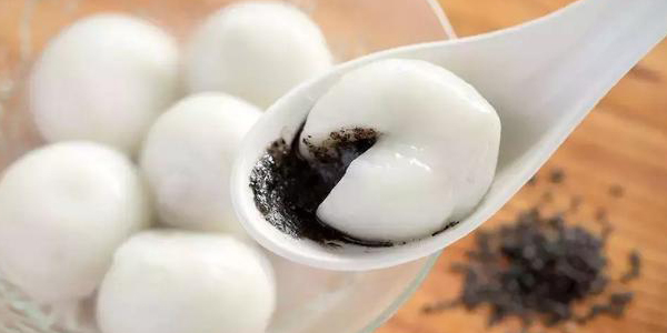 冬至吃湯圓還是餃子
