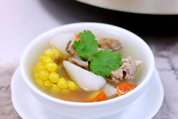 山藥燉湯可以放些什么食材一起燉