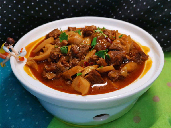 燉牛肉放什么調料