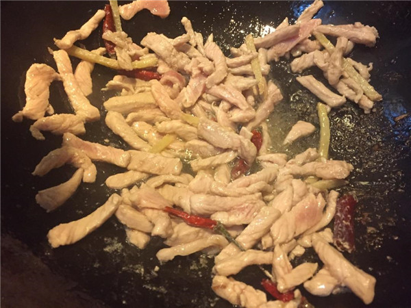 魚香肉絲的家常做法