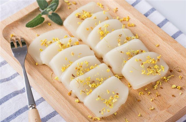 元旦吃什么食物，元旦吃什么傳統食物（年糕寓意年年高）