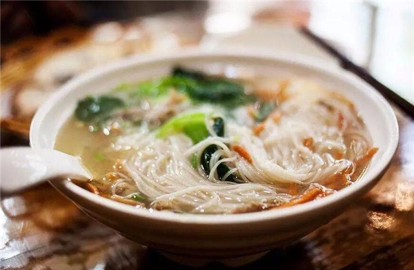 元旦吃什么食物，元旦吃什么傳統食物（年糕寓意年年高）