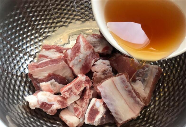 糖醋排骨的料汁怎么調(diào)