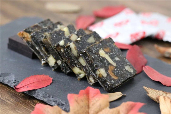 阿膠糕一天吃幾塊合適