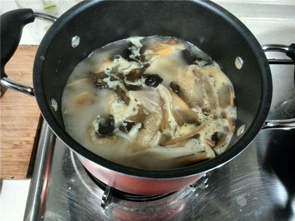 蘑菇煮出來的泡沫是什么