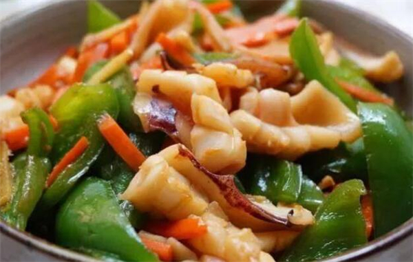 魷魚怎么炒好吃又嫩