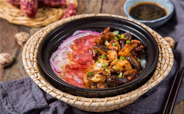 煲仔飯是哪個省的傳統美食